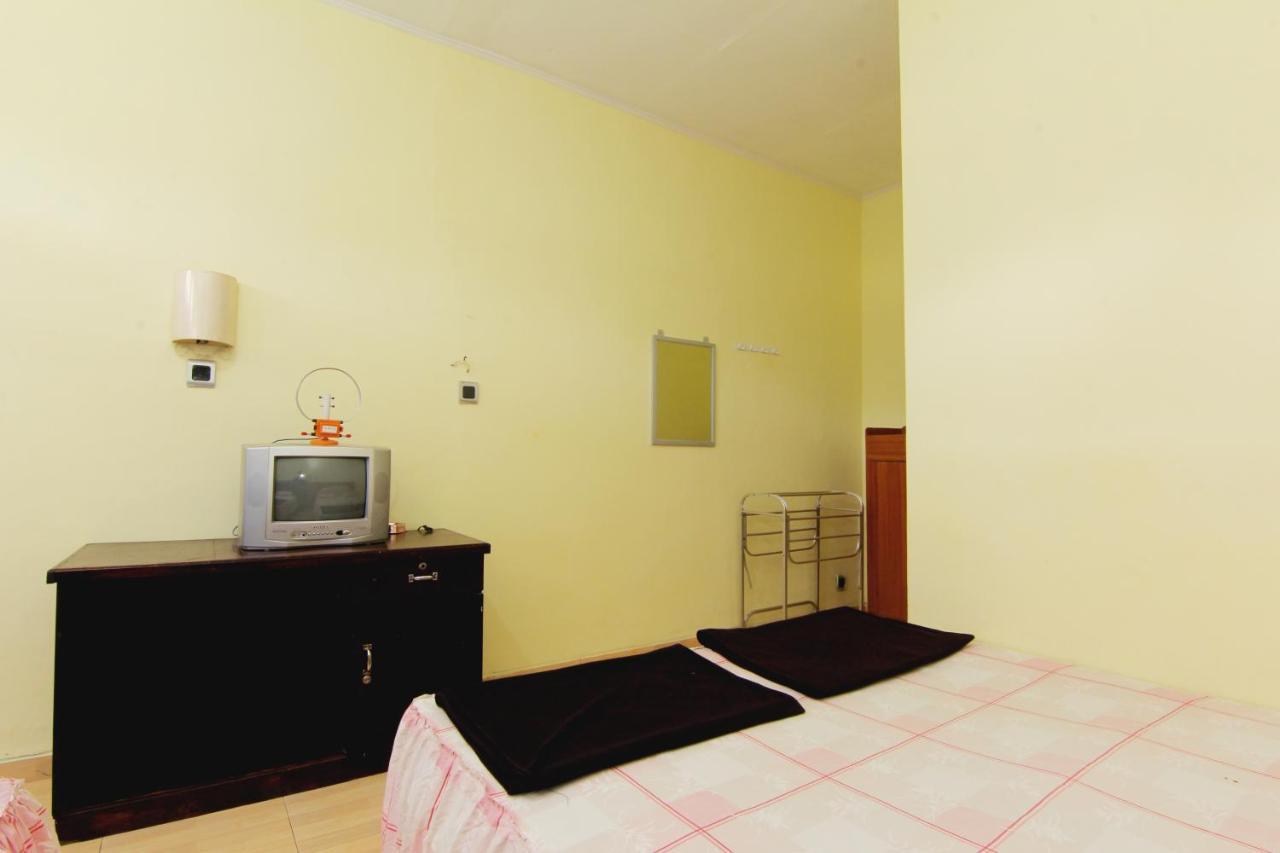 Hotel Wijaya 3 カリウラン エクステリア 写真